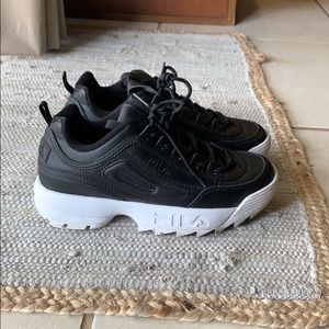 Fila Disruptors Women’s size 9